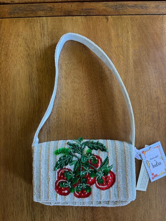 Unbranded Handbags - NWT Viral Tomato Beaded Baguette Purse Handmade India